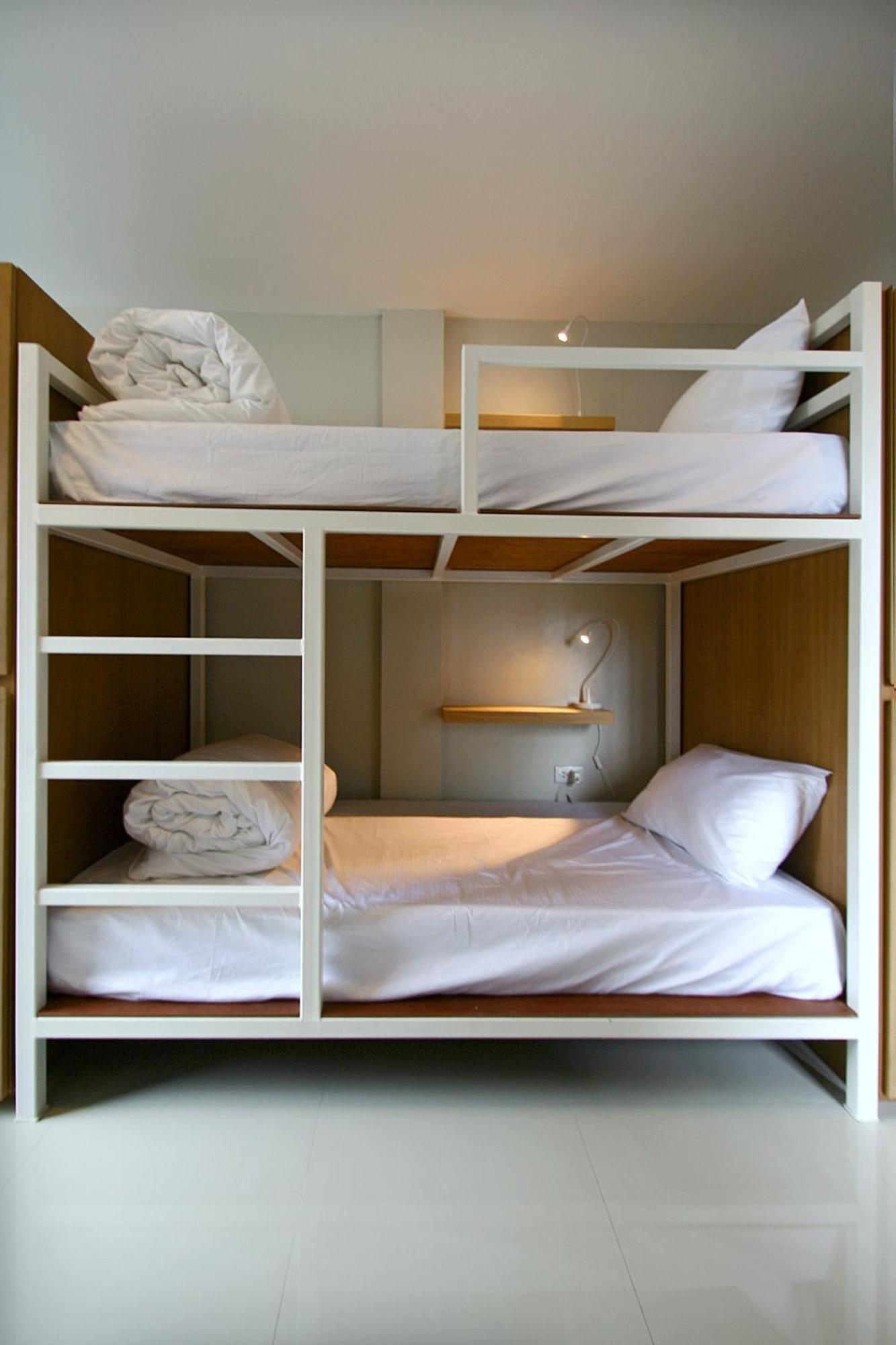 Single Bed 8-Bed Dormitory Room