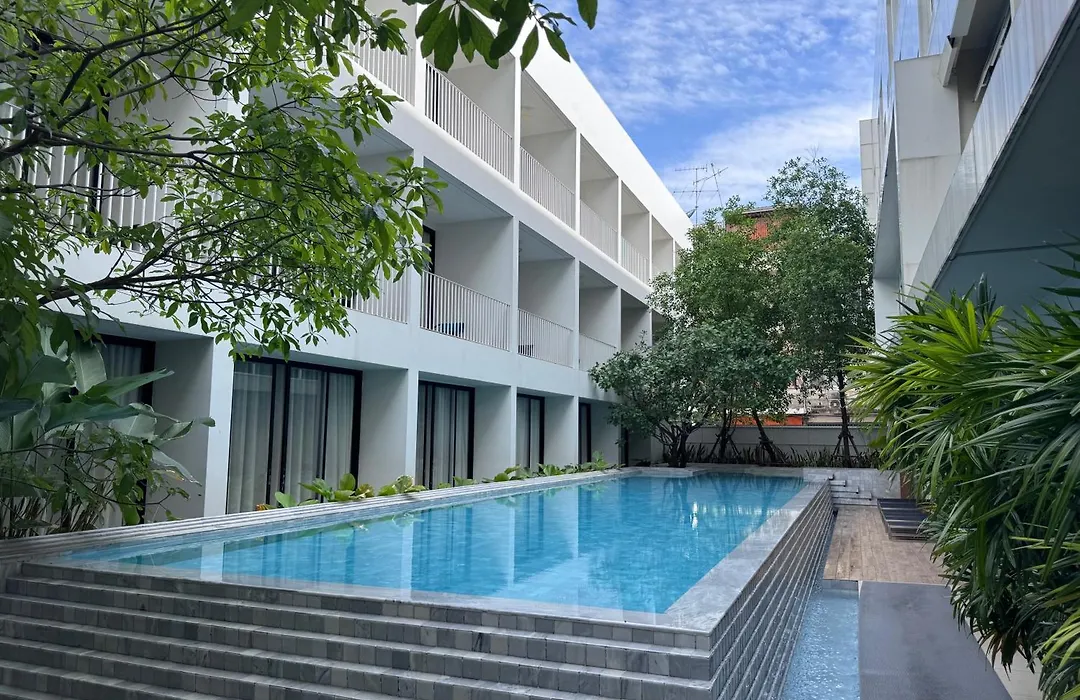 Chern Bangkok-1
