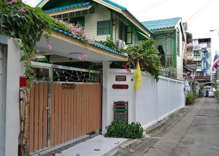 Bed and Breakfast Baan Tepa Boutique House Bangkok
